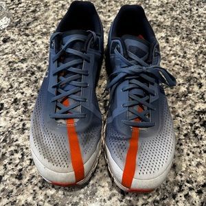 On Cloud Running size 10.5